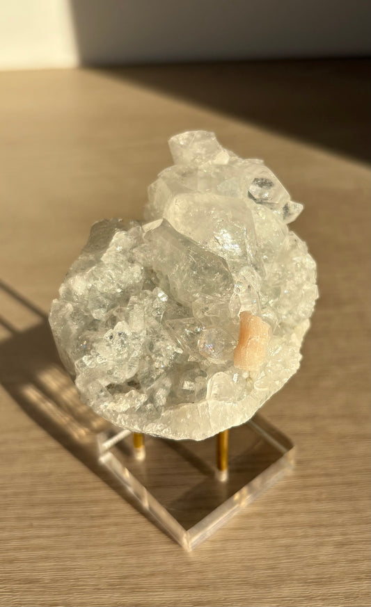 Apophyllite with Stilbite 004